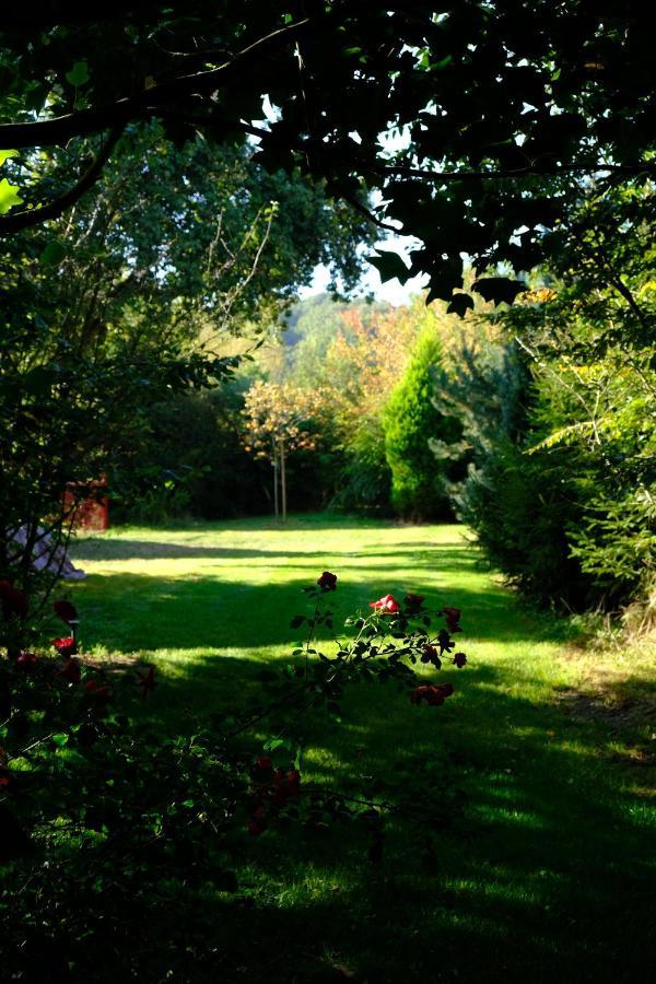 La Maison Jaune A La Janaie Parigné Exterior foto