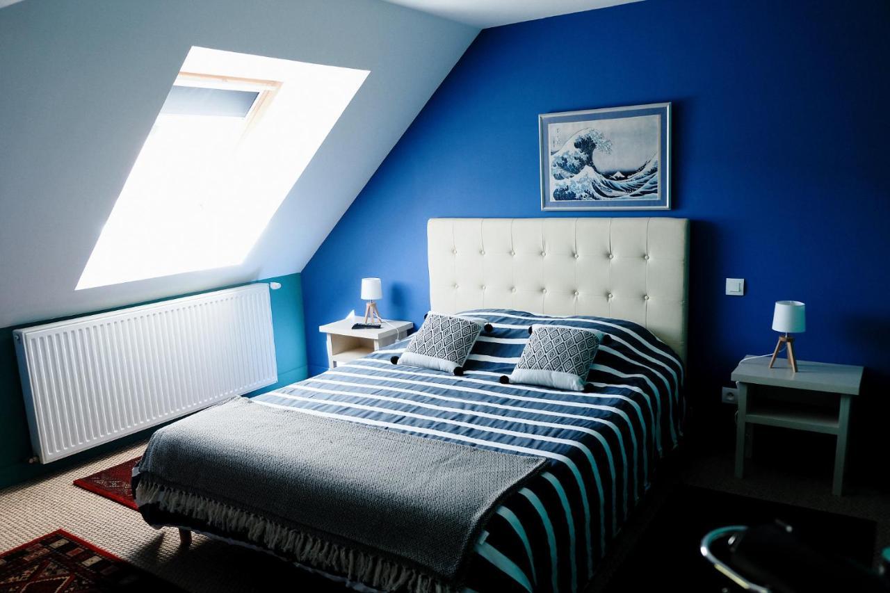 La Maison Jaune A La Janaie Parigné Exterior foto