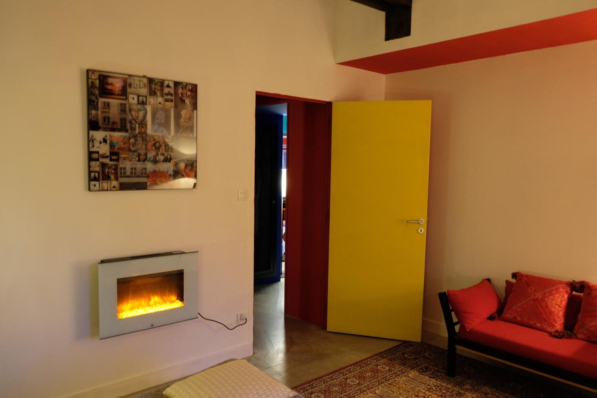 La Maison Jaune A La Janaie Parigné Exterior foto